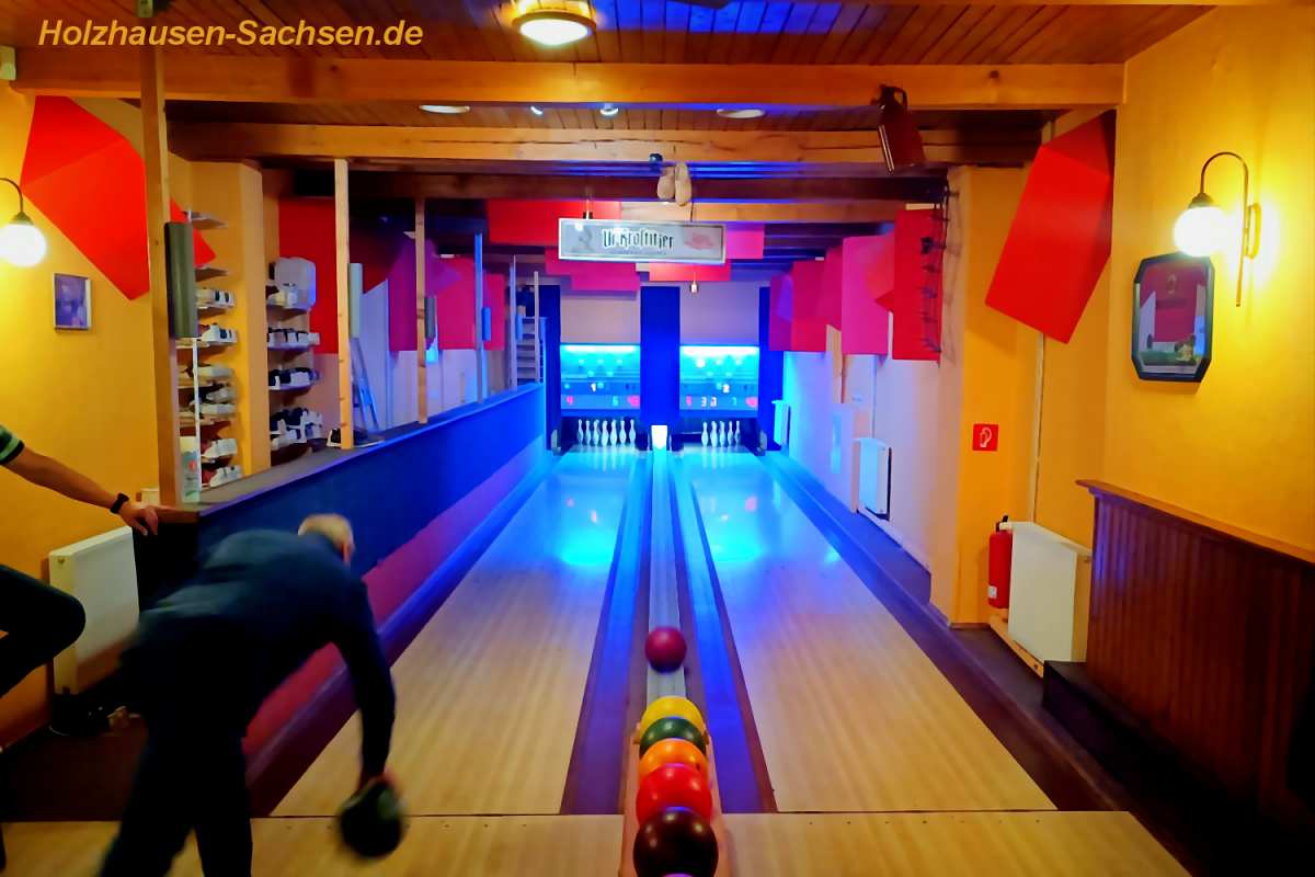 Bowlingbahn im Gasthof Holzhausen